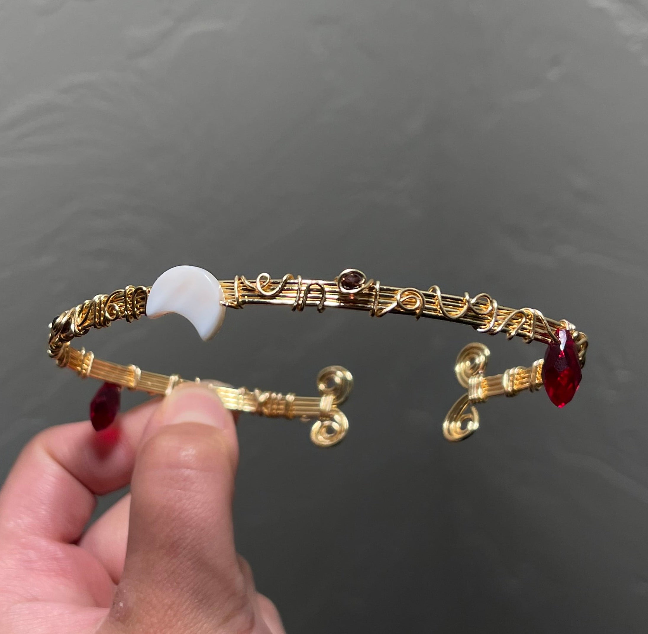 Blood Moon Arm Cuff 🩸