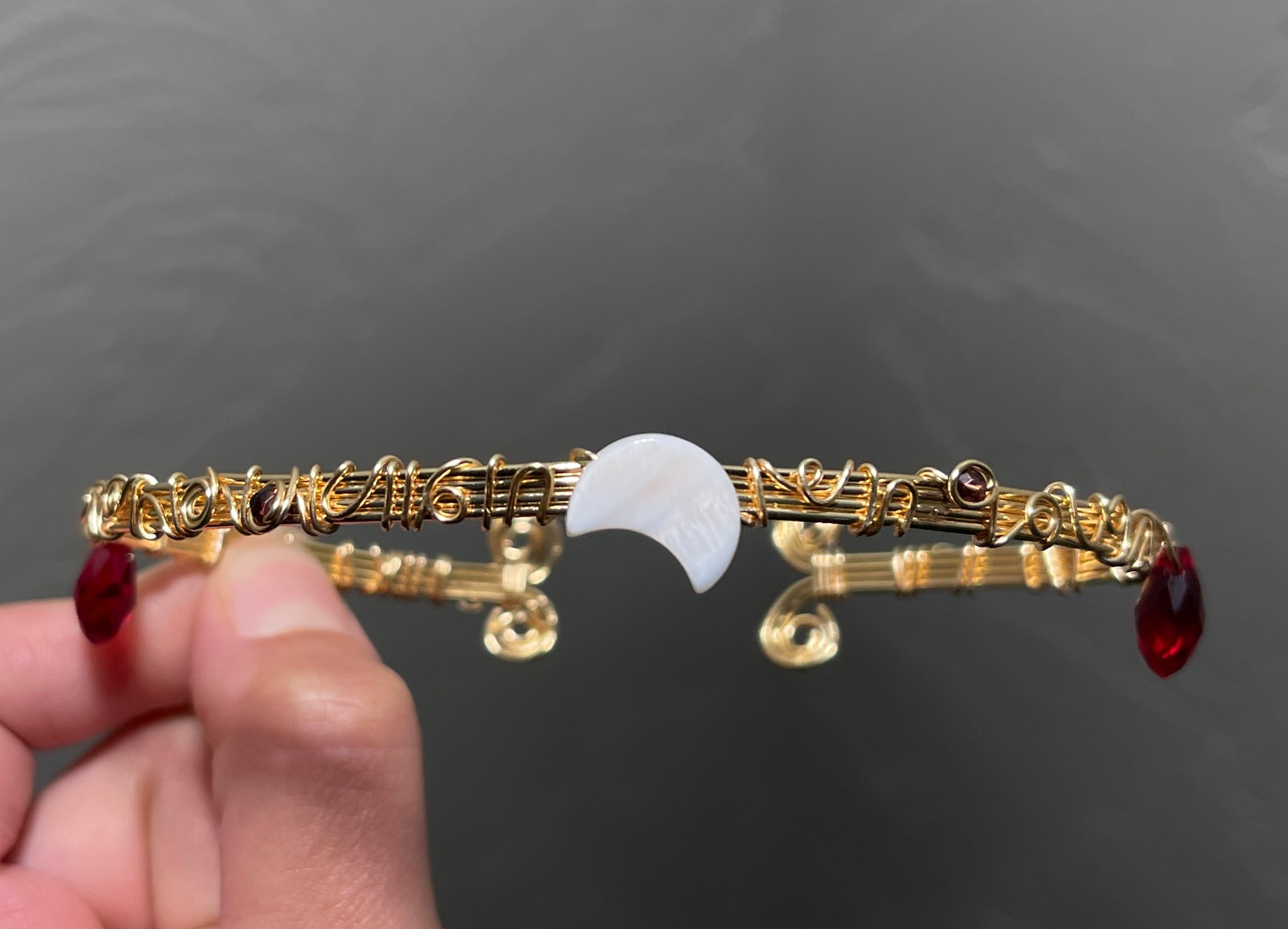 Blood Moon Arm Cuff 🩸